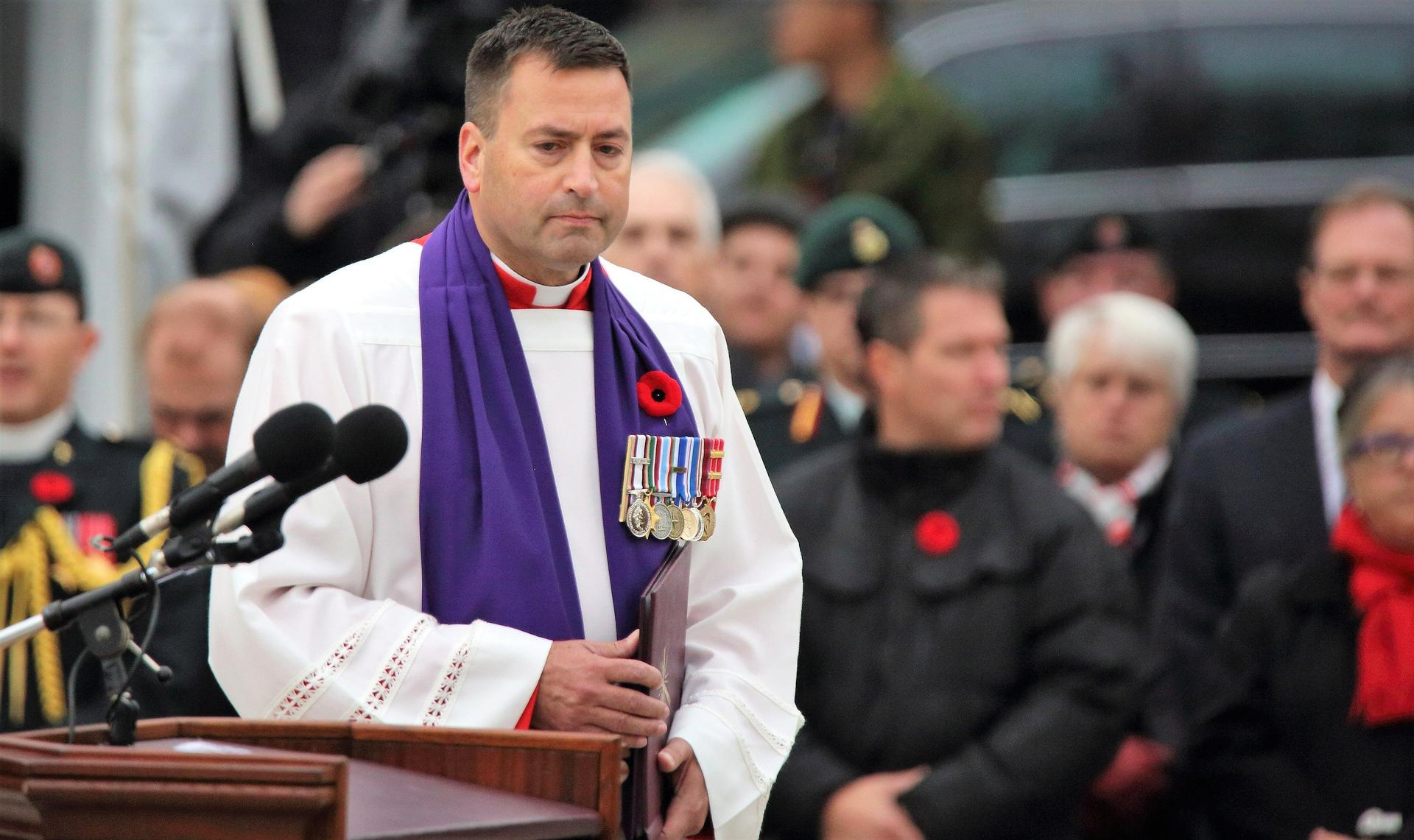 Canadian panel urges not hiring military chaplains of certain religions