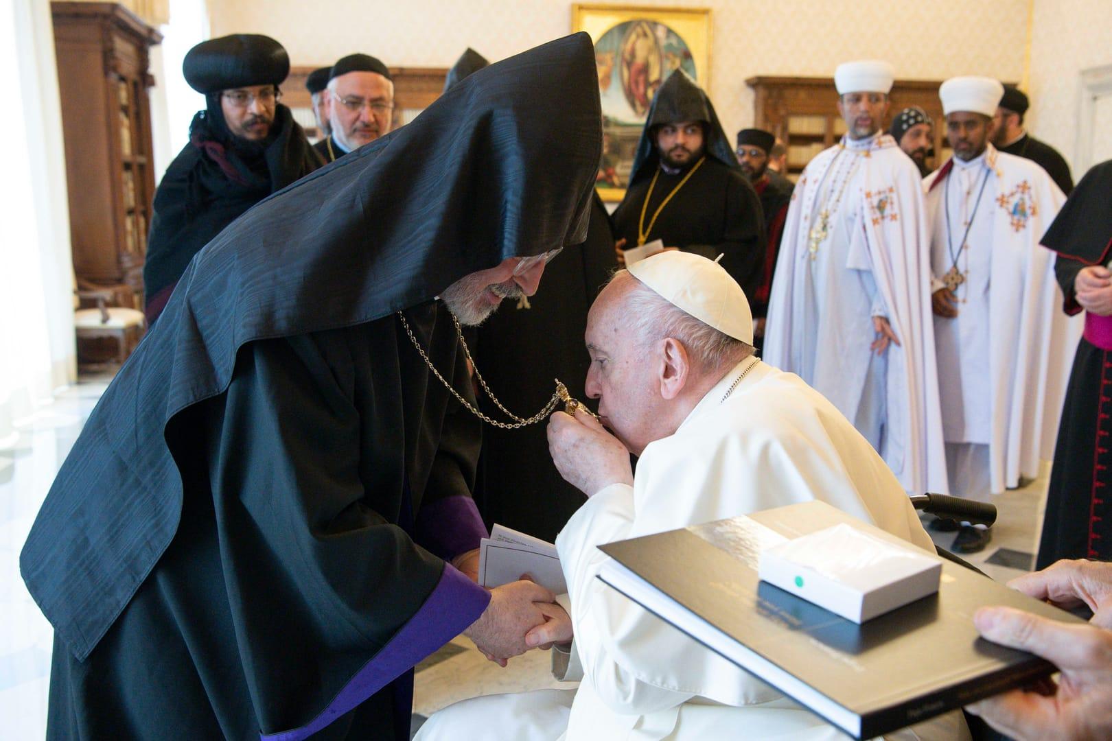 Pope: Catholic, Oriental Orthodox should look at more sacramental sharing