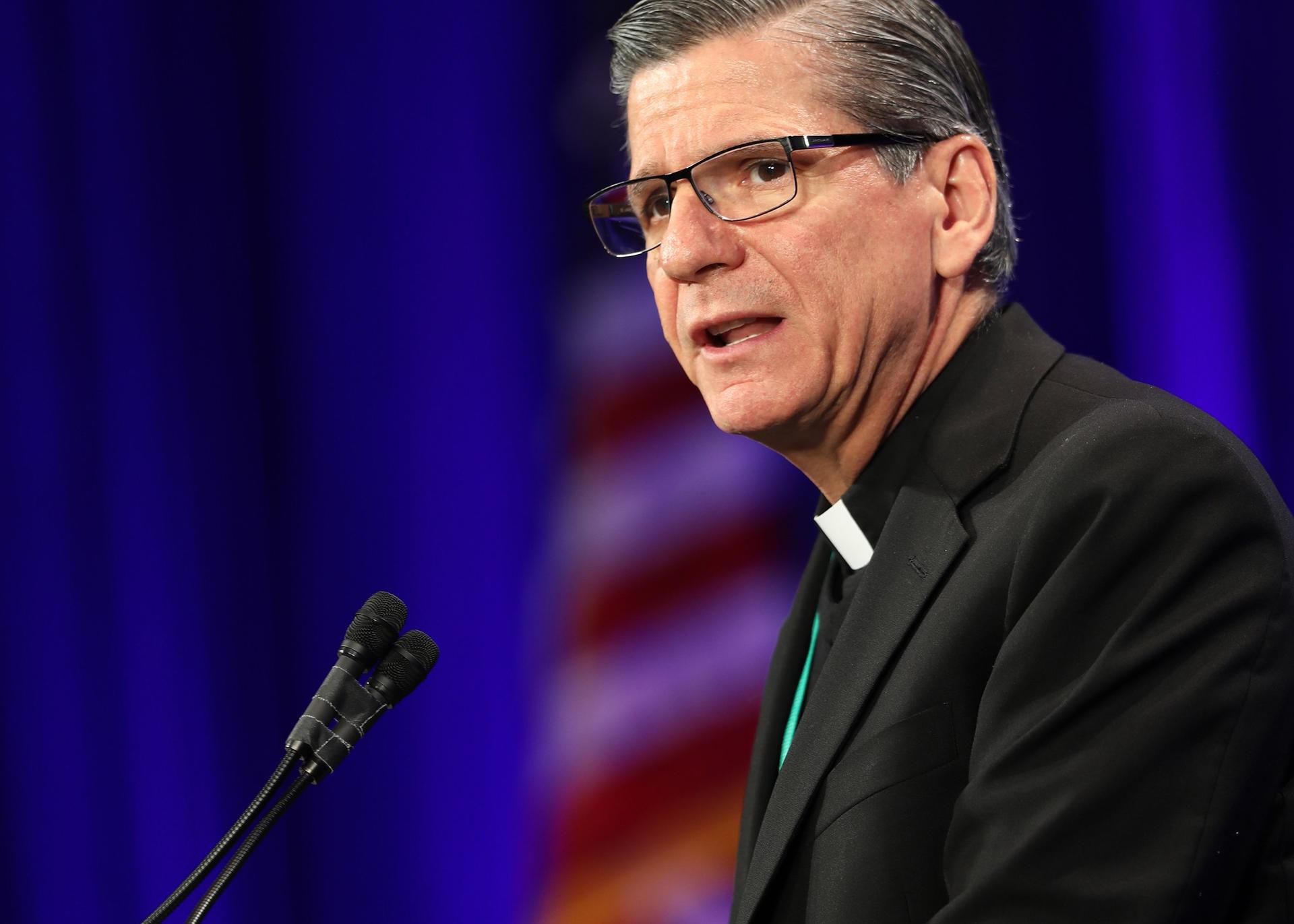 San Antonio archbishop removes priest who called Pope Francis a ‘usurper’