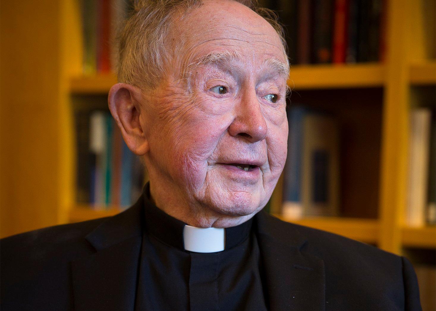 Jesuit Father John O’Malley, church historian, teacher, author, dies at 95