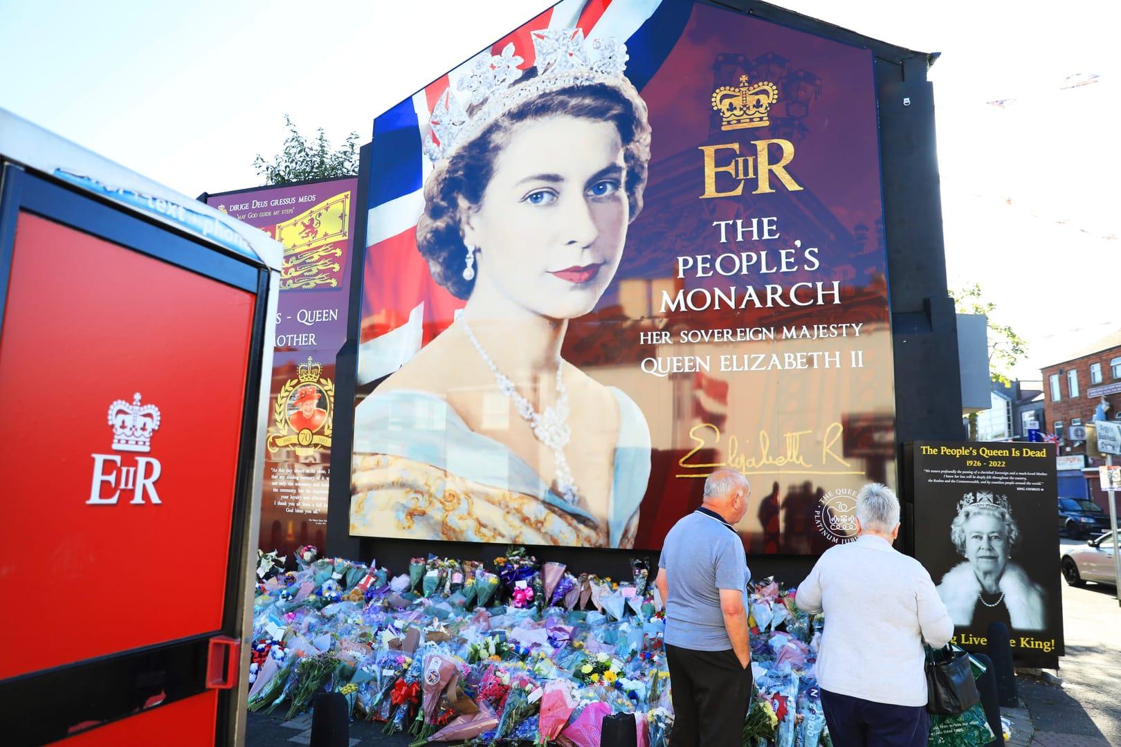 In Northern Ireland, praise for monarchy vies with disdain