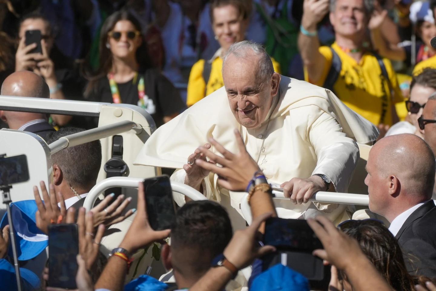 In new interview, Pope says he’s a ‘stone in the shoe’ for his critics