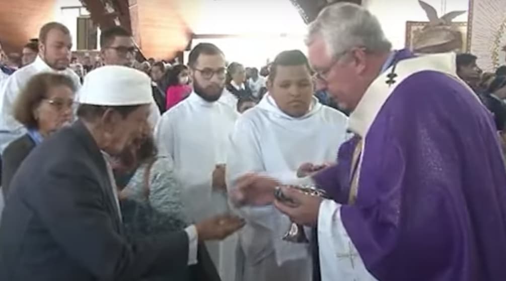 Furor erupts in Brazil after archbishop gives communion to Muslim sheikh