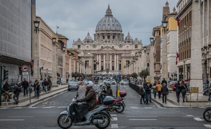 Vatican opens probe on ‘trial of the century’ amid widening Italian privacy scandal