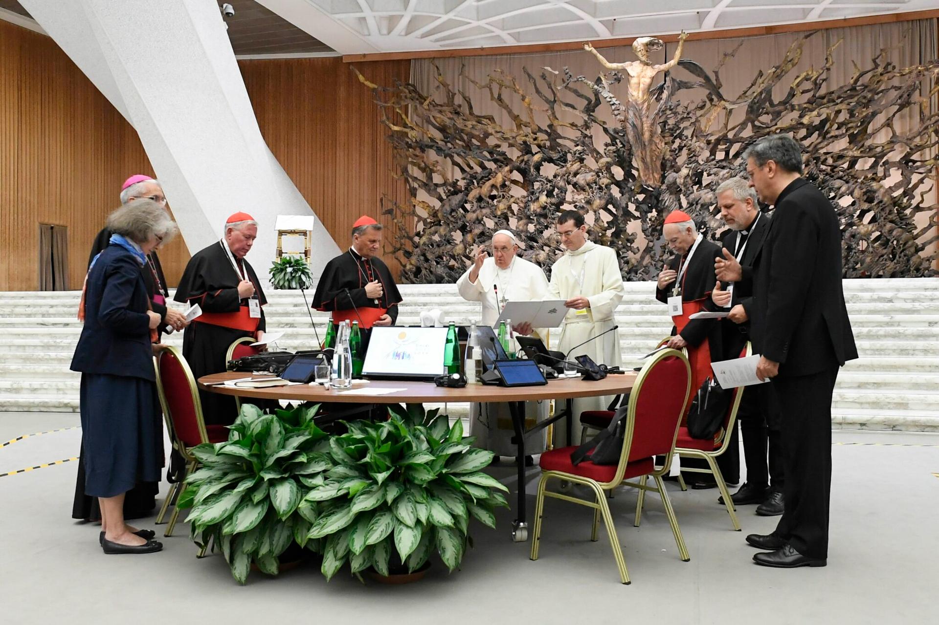 Après une réponse majoritairement négative, le Vatican supprime un sondage en ligne sur la « synodalité »