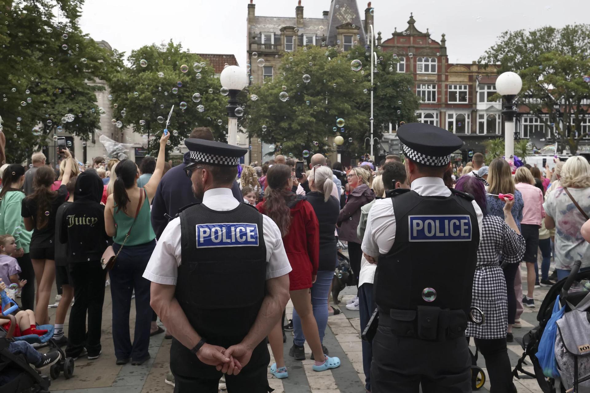 Catholic leaders condemn racist violence in Great Britain