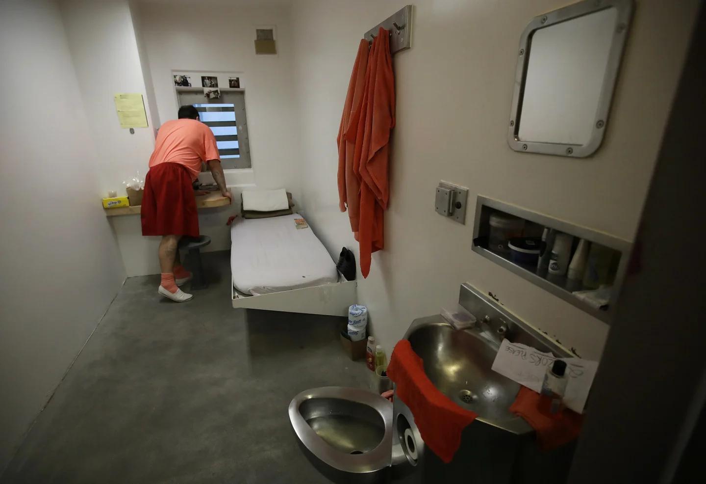 Catholics back ‘Mandela Act’ in California to limit solitary confinement