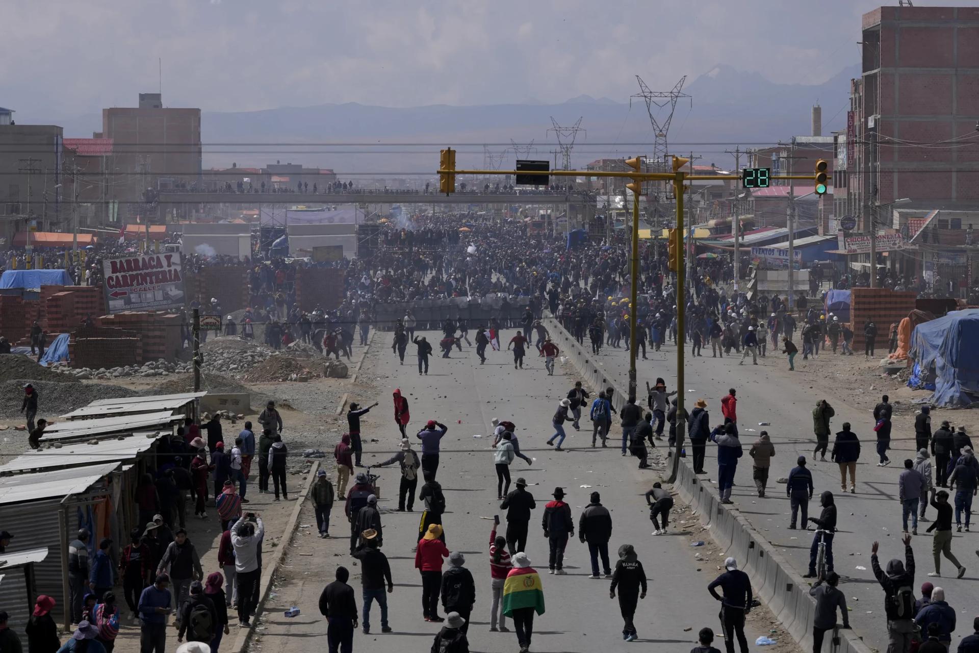 Bolivian bishops call for dialogue amid political crisis, but few people listen