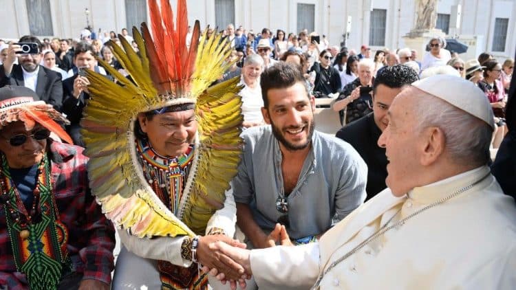 Pope advocates for protection of indigenous rights, land