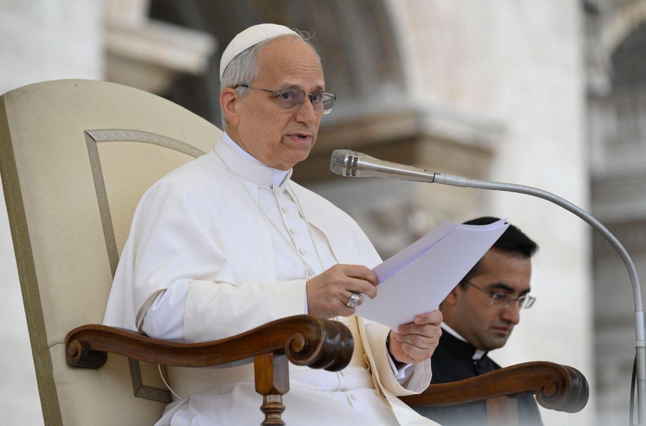 In first general audience, Pope Leo prays for Gaza, continues Francis catechesis