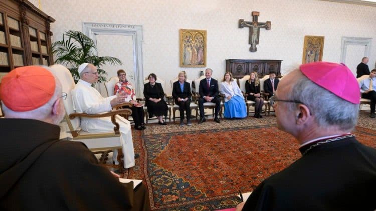 Pope meets safeguarding commission as he faces litmus test