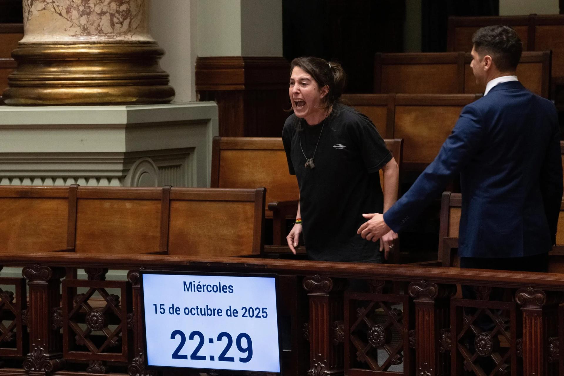 In a regional first, Uruguay passes a law allowing euthanasia
