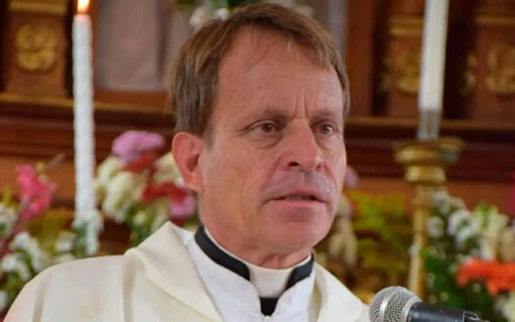 Murder of Ecuadorian priest mystifies authorities