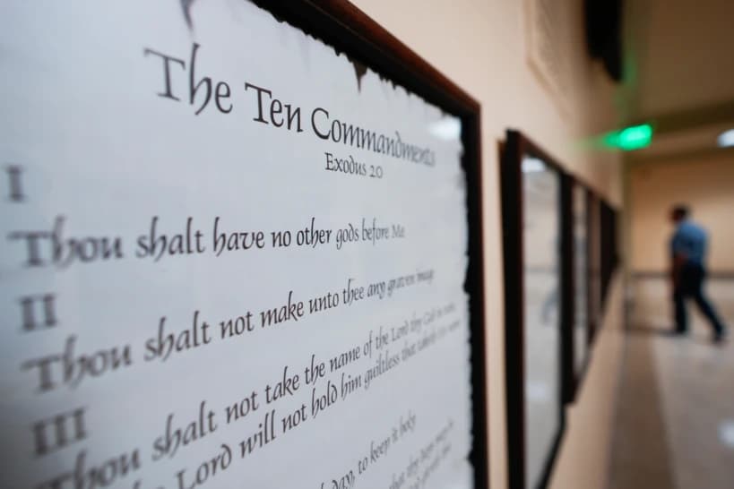 Judge strikes down Arkansas law mandating schools display the Ten Commandments