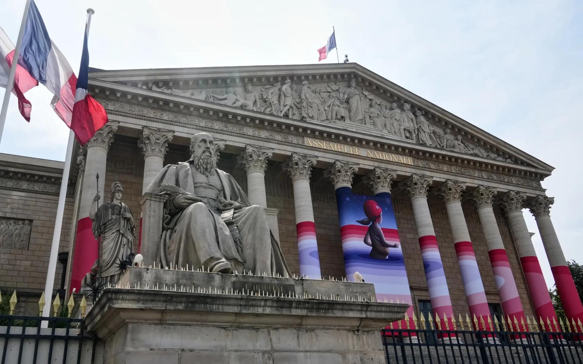 France approves assisted suicide and euthanasia