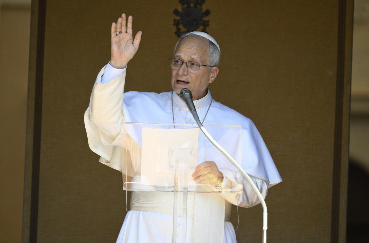 Pope appeals for persecuted Palestinian Christians as violence continues