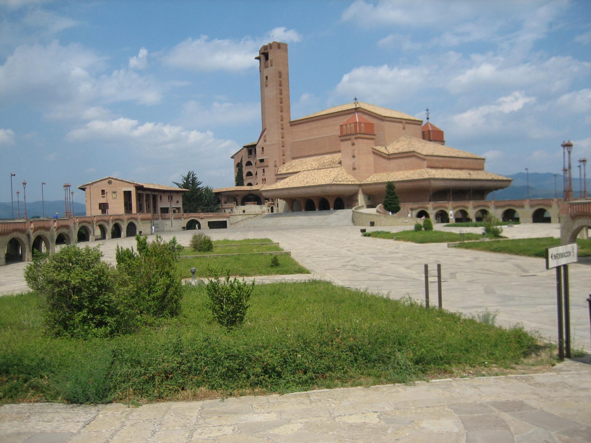 Opus Dei responds to bishop’s ‘offensive and unfounded accusation’ in dispute over Marian image